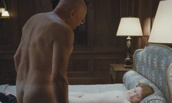 Emily Browning nue. Photo - 21