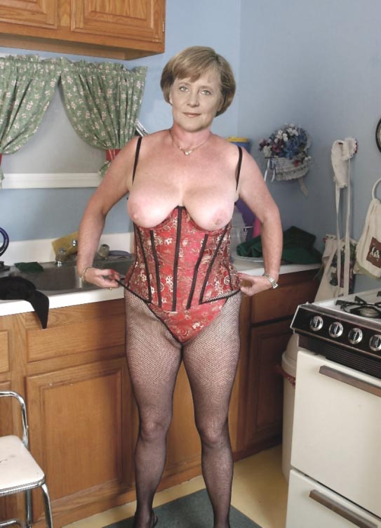 Angela Merkel nahá. Foto - 84