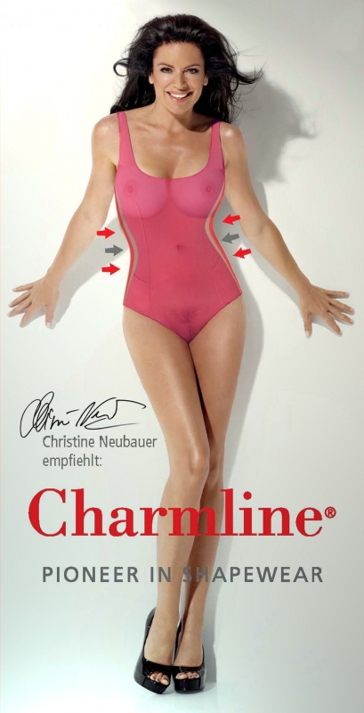 Christine Neubauer nahá. Foto - 1