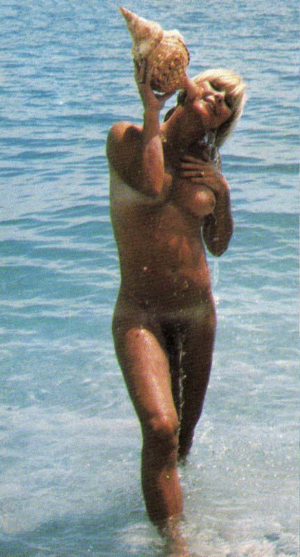 Elke Sommer desnuda. Foto - 12
