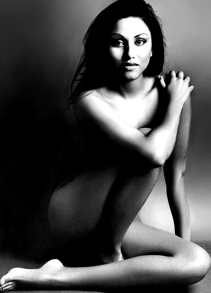 Sabrina Setlur desnuda. Foto - 17