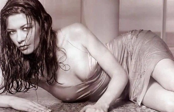 Catherine Zeta-Jones nahá. Foto - 29