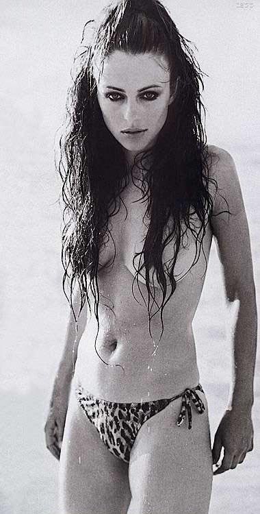 Elizabeth Hurley desnuda. Foto - 19