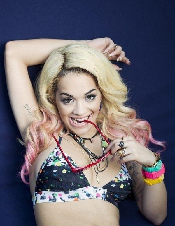 Rita Ora nago. Zdjęcie - 2