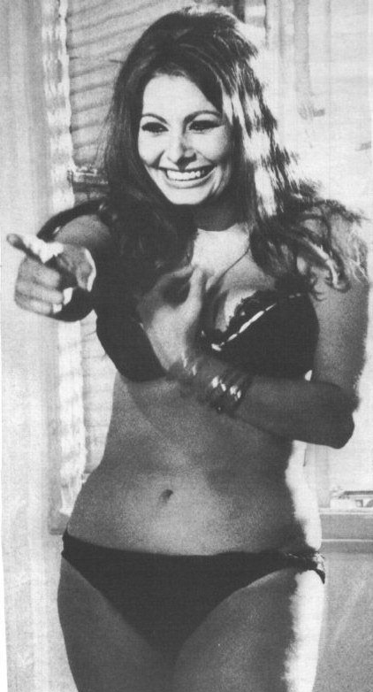 Sophia Loren nue. Photo - 17