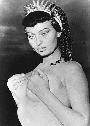 Sophia Loren nahá. Foto - 20
