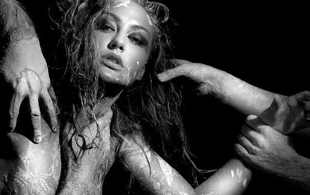Eva Bushmina desnuda. Foto - 1