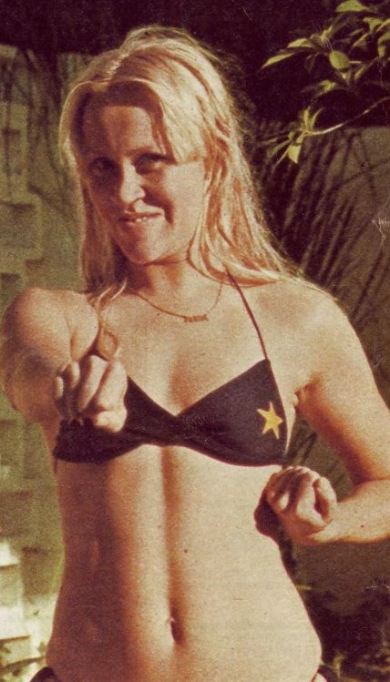 Agnetha Fältskog nue. Photo - 13