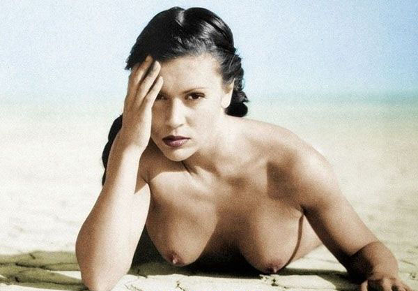 Alyssa Milano desnuda. Foto - 7