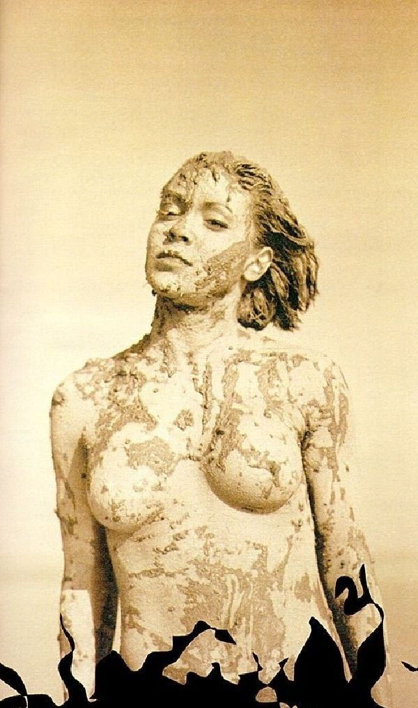 Alyssa Milano desnuda. Foto - 9