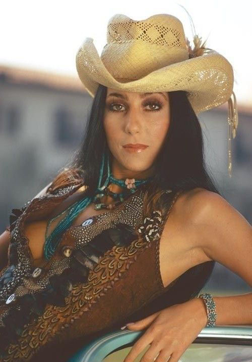 Cher nago. Zdjęcie - 13