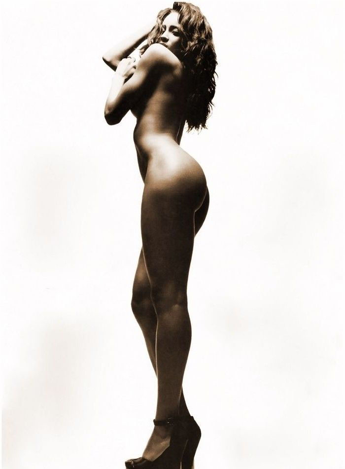  Nude. Photo - 6