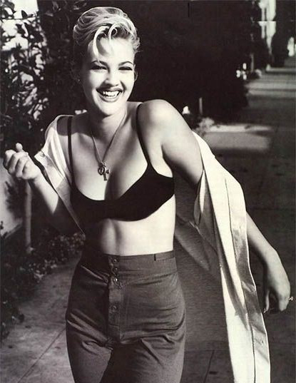Drew Barrymore desnuda. Foto - 15