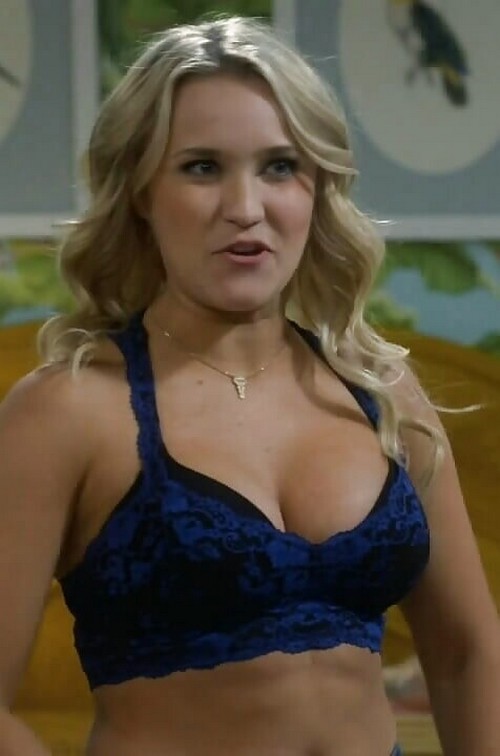 Emily Osment nuda. Foto - 15