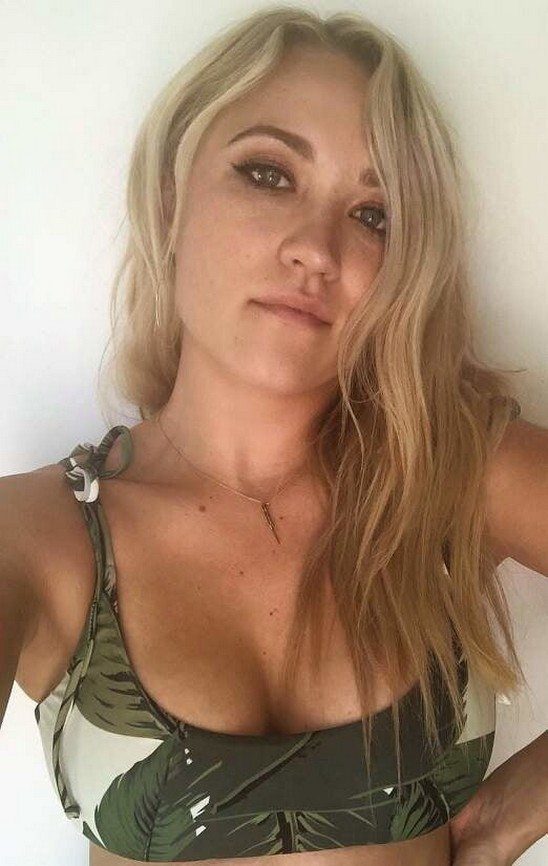 Emily Osment nuda. Foto - 20