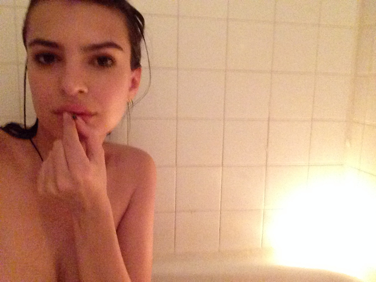 Emily Ratajkowski desnuda. Foto - 14