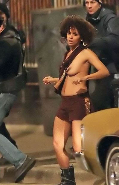 Halle Berry nuda. Foto - 34