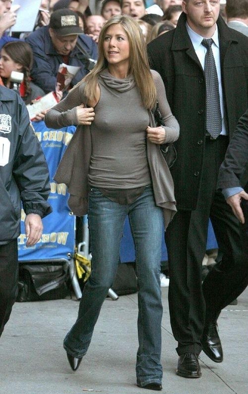 Jennifer Aniston nue. Photo - 20