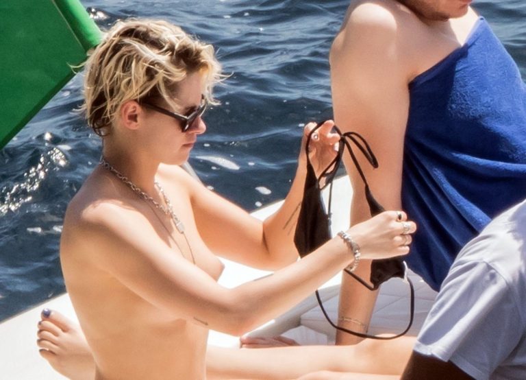 Kristen Stewart nuda. Foto - 16
