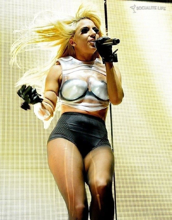 Lady Gaga nago. Zdjęcie - 8