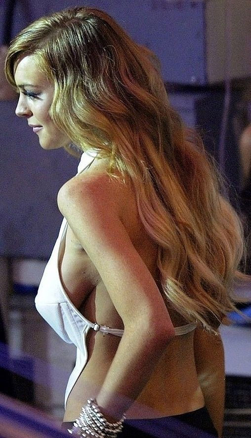 Lindsay Lohan nago. Zdjęcie - 6
