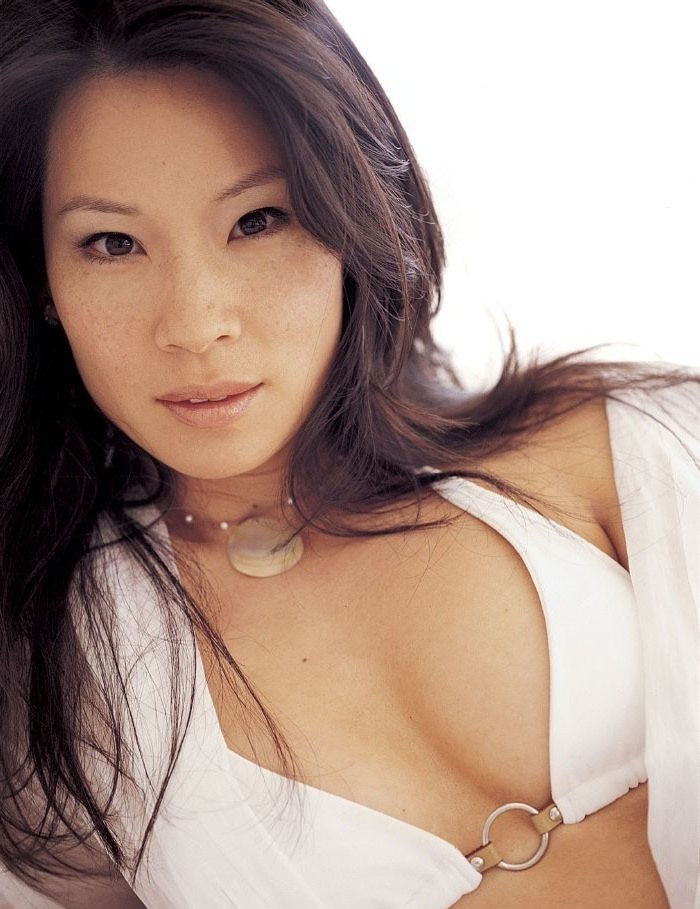 Lucy Liu desnuda. Foto - 1