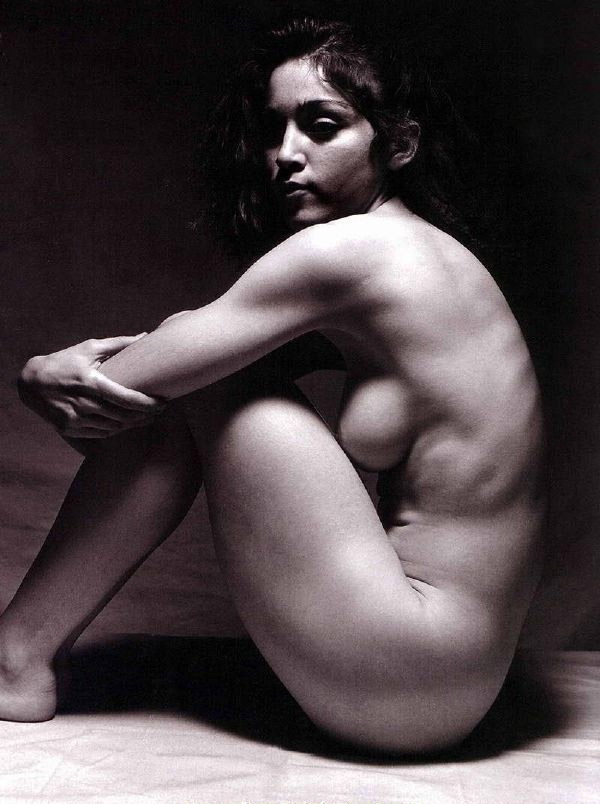 Madonna nahá. Foto - 25