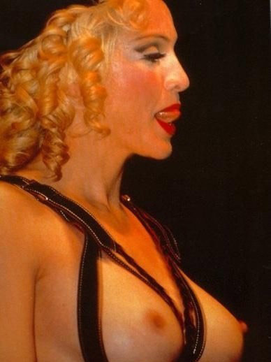 Madonna desnuda. Foto - 6