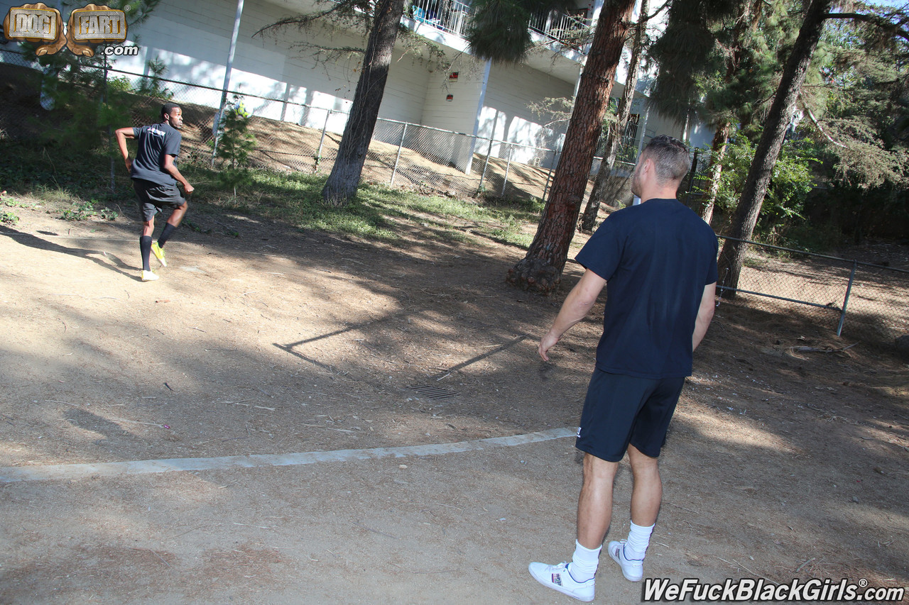 Schwarze Pornofotos. Galerie № 5740. Foto - 1