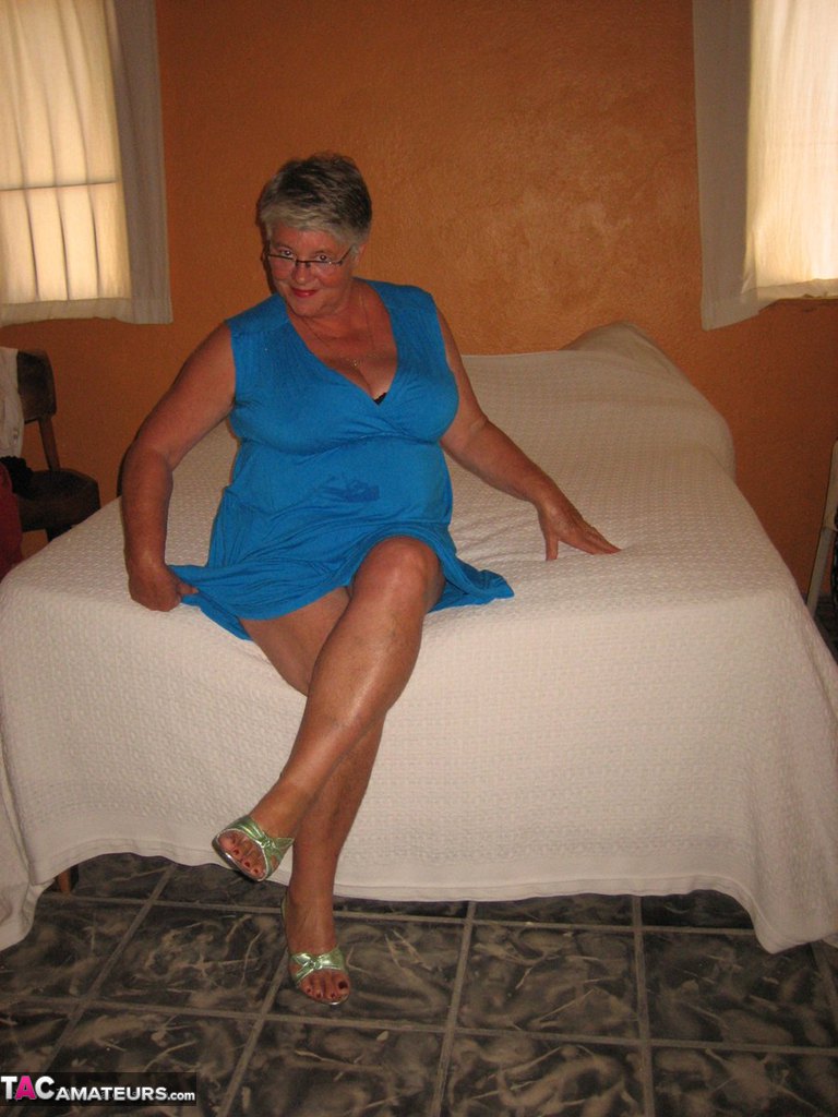 Mature & Granny porn photos. Gallery № 500. Photo - 3