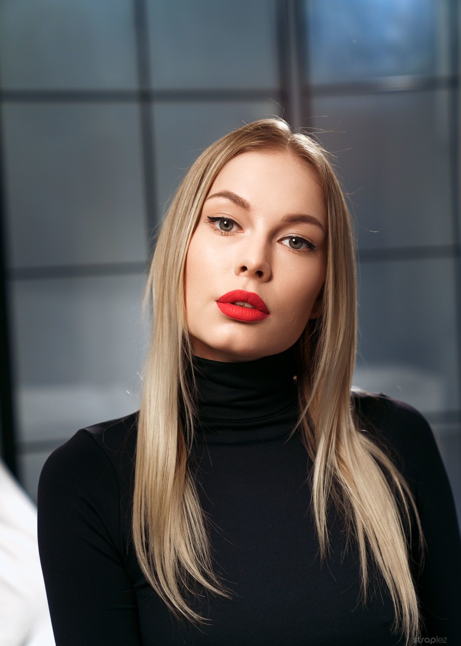 Lesbičky. Galerie № 8271. Foto - 9