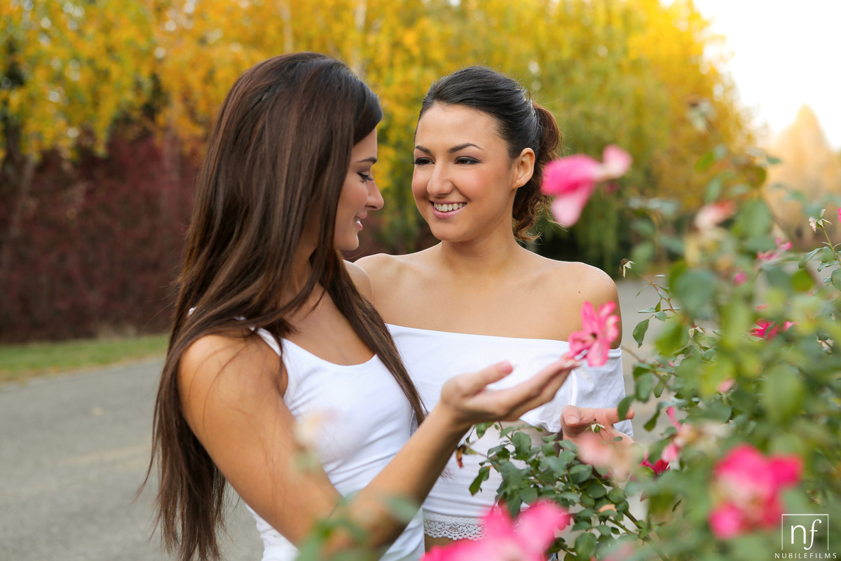 Lesbičky. Galerie № 8294. Foto - 1