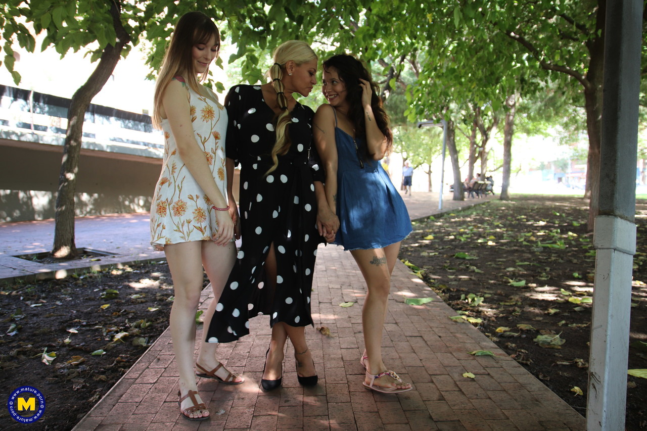 Lesben Pornofotos. Galerie № 8531. Foto - 1