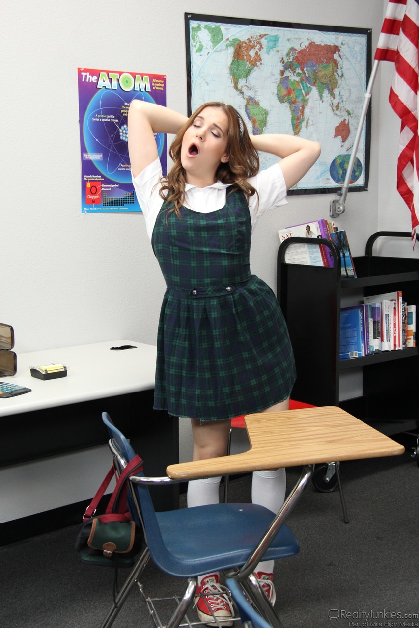 Молоденькие 18+. Галерея № 10755. Фото - 1